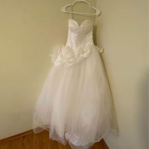 Vera Wang Wedding Dress